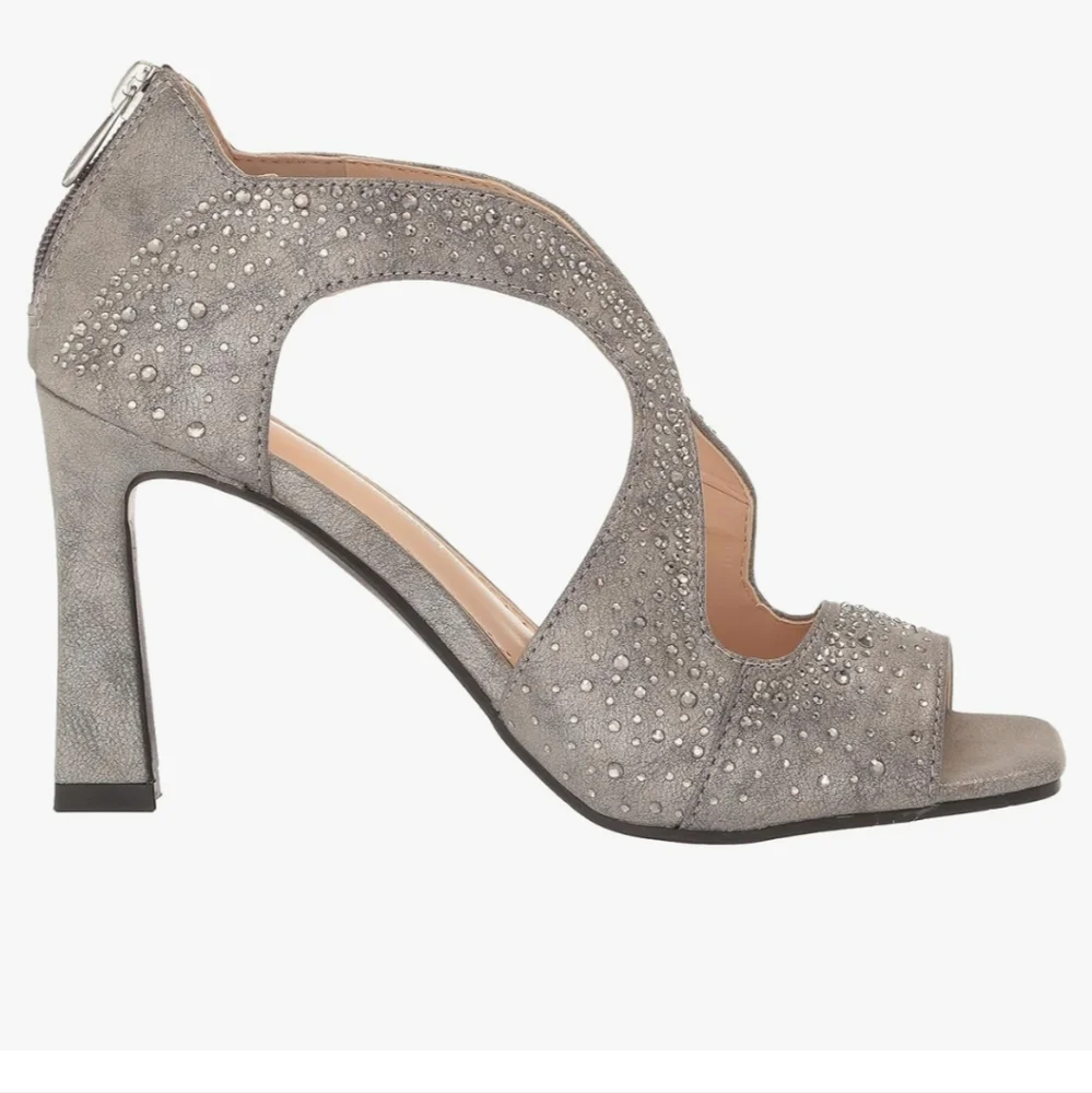 ADRIENNE VITTADINI Women's Golly Pump, Pewter,  size  6  NWOT